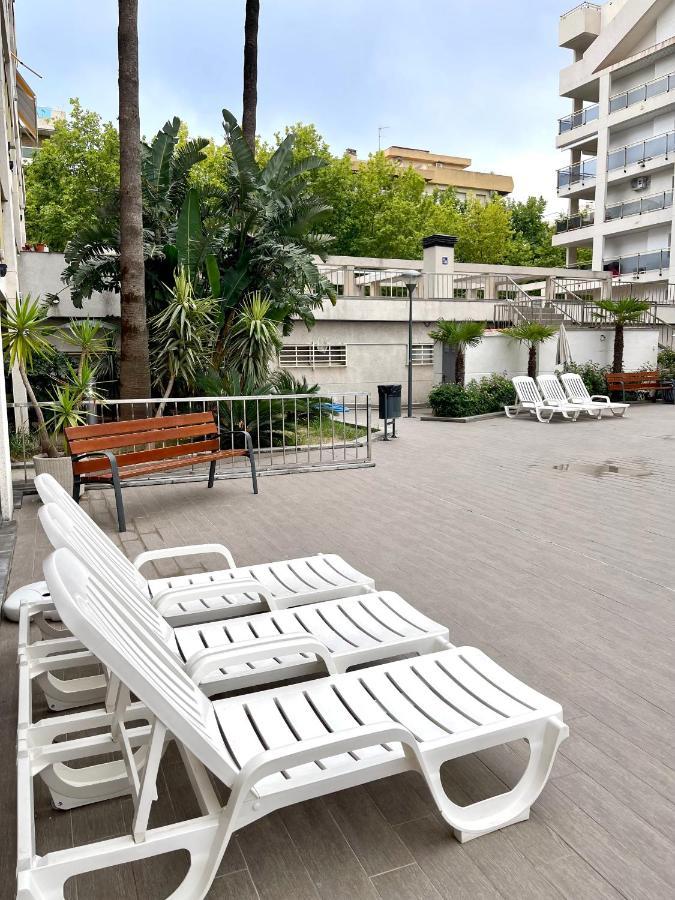 Apartbeach Michelangelo De Luxe Climatizado Y Junto Playa 08 Salou Exterior photo