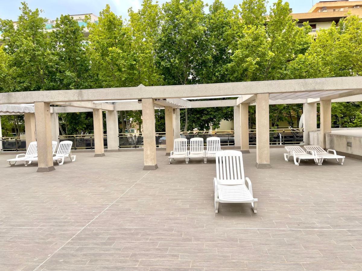 Apartbeach Michelangelo De Luxe Climatizado Y Junto Playa 08 Salou Exterior photo